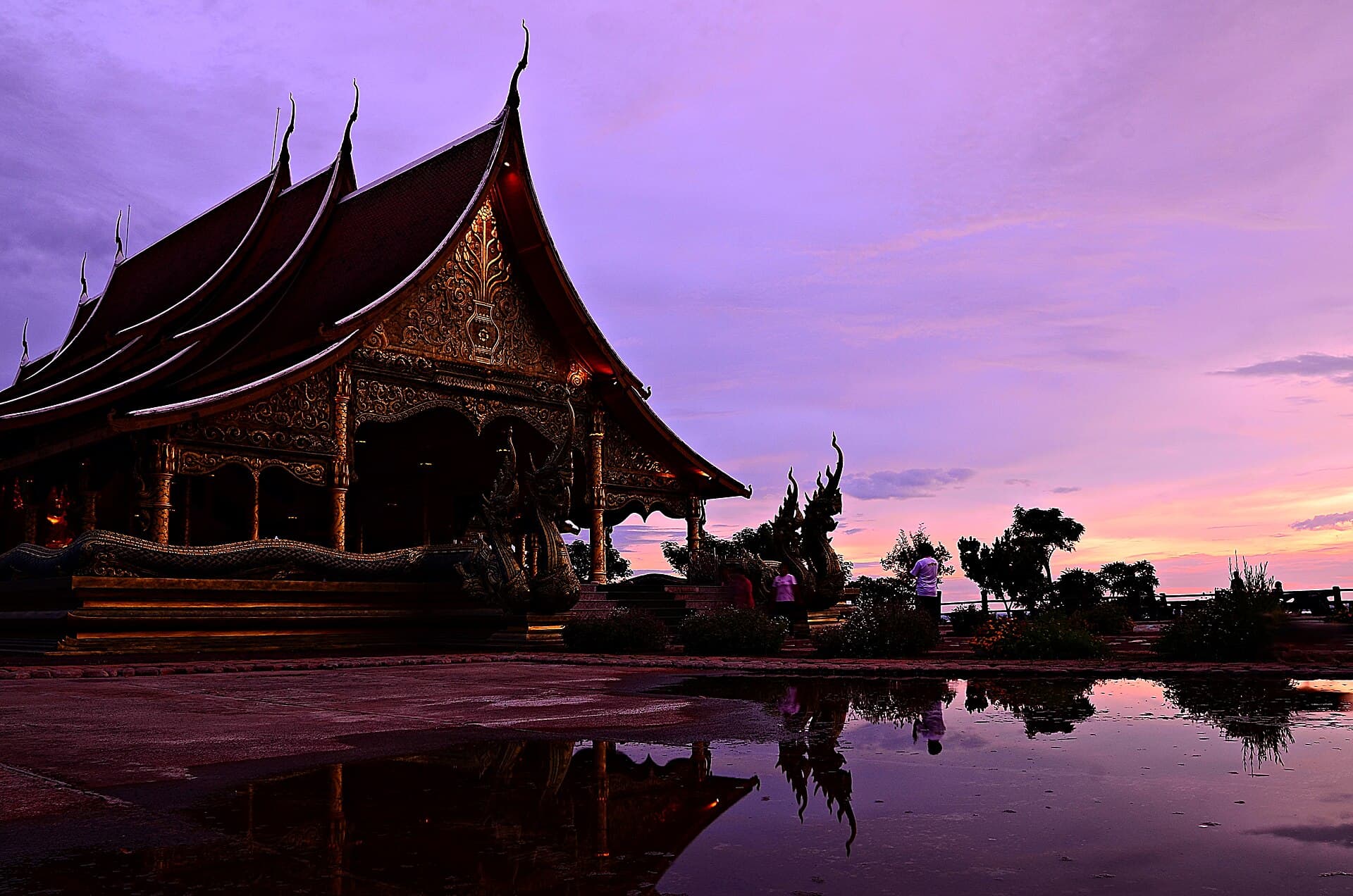 Wat Sirindhorn Wararam (Phu Phrao), Ubon Ratchathani