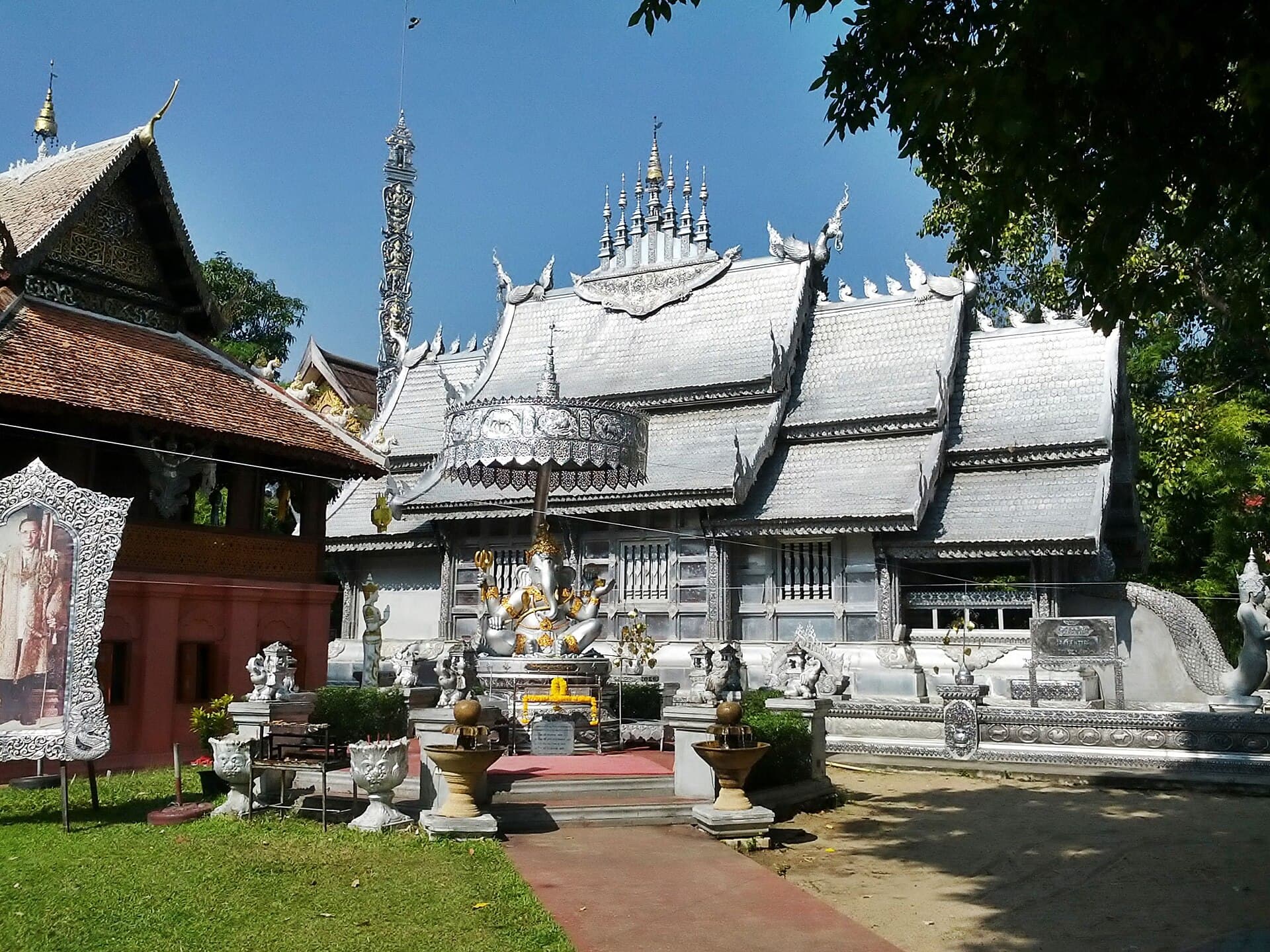Wat Sri Suphan (Silver Temple), Chiang Mai