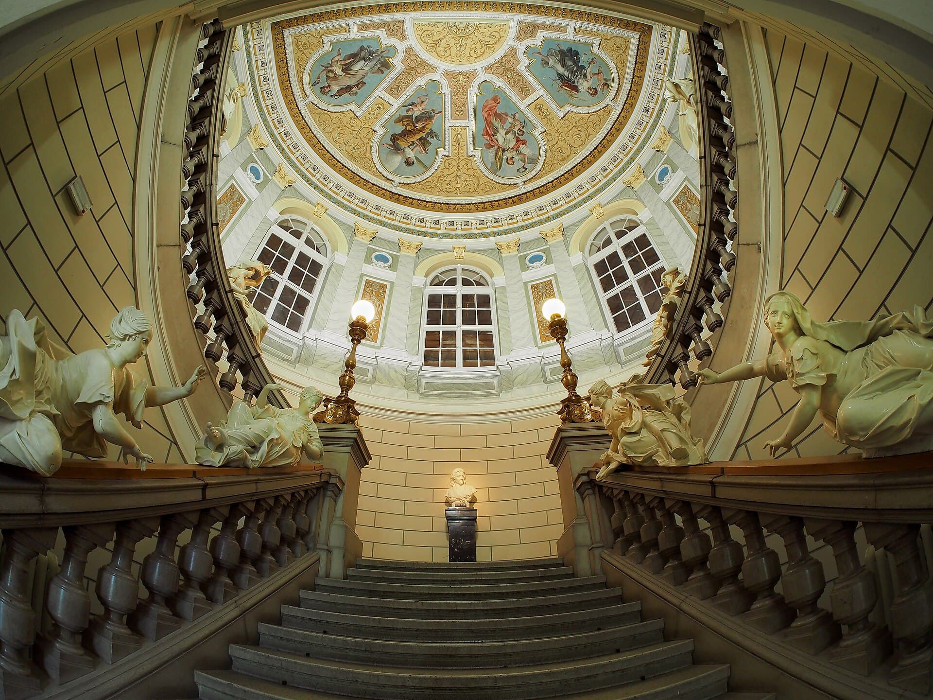 Wawel Cathedral Museum, Kraków
