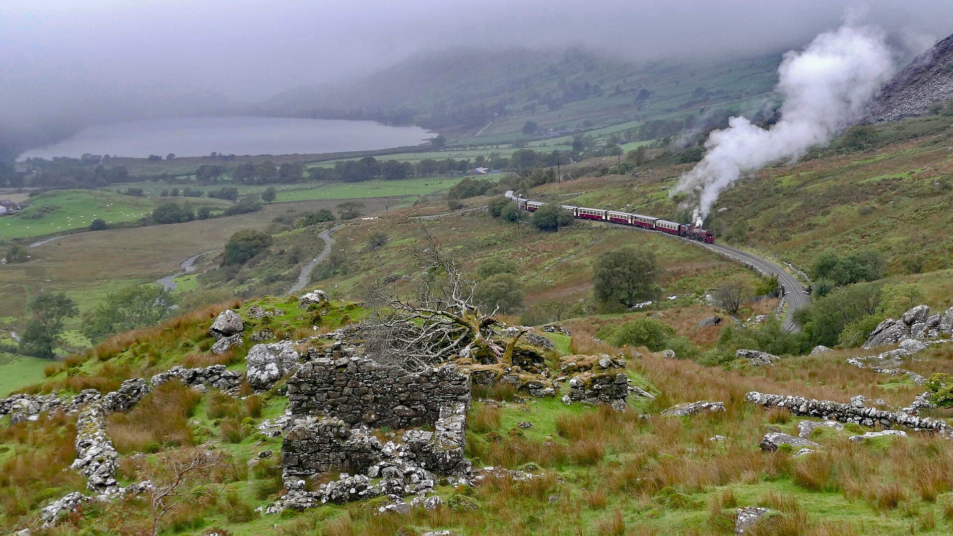 Welsh Highland Railway, Snowdonia