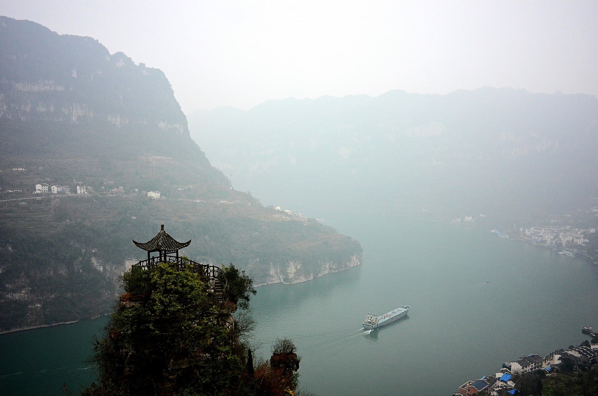 Xiling Gorge and Sanyou Cave