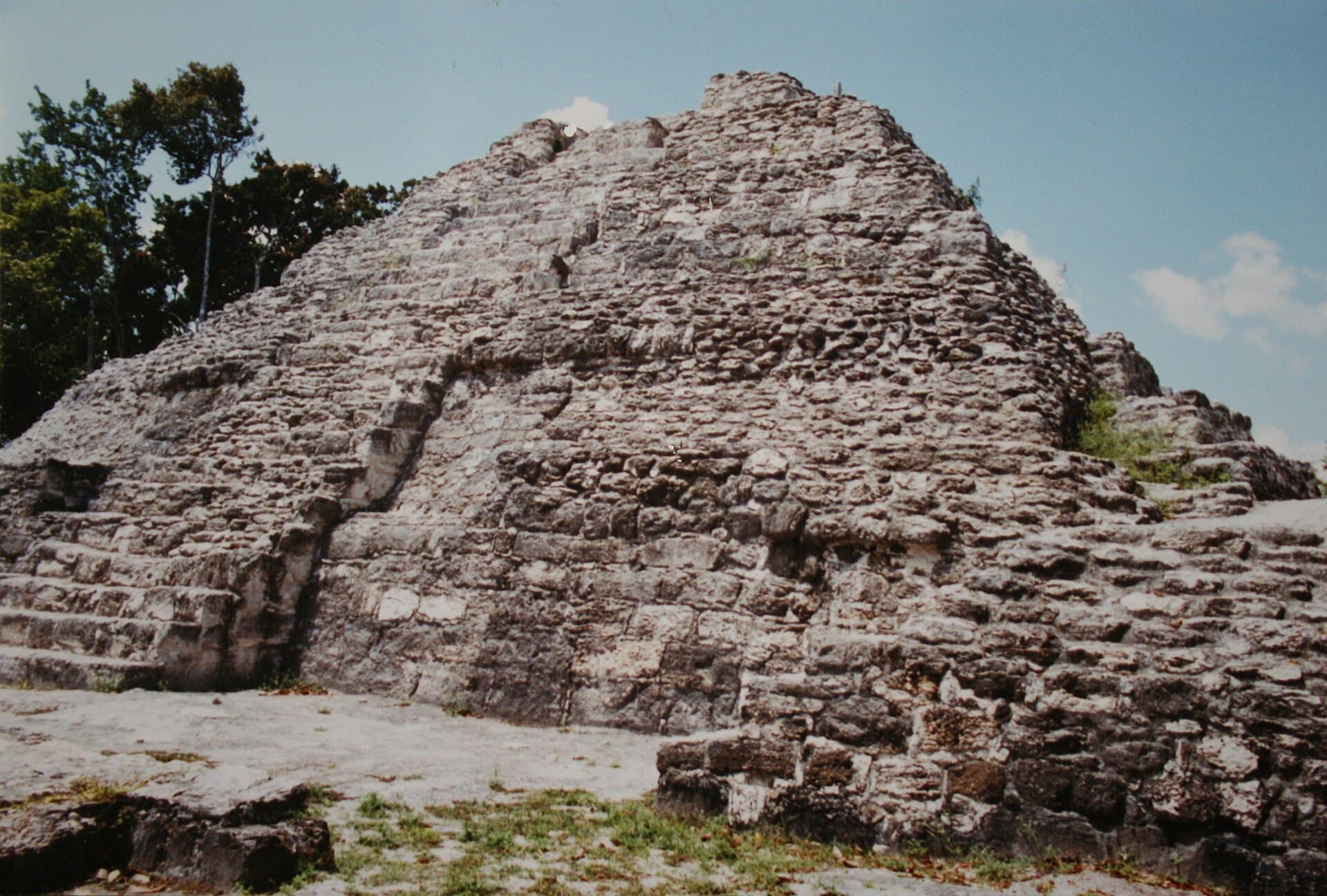 Yaxhá archaeological site