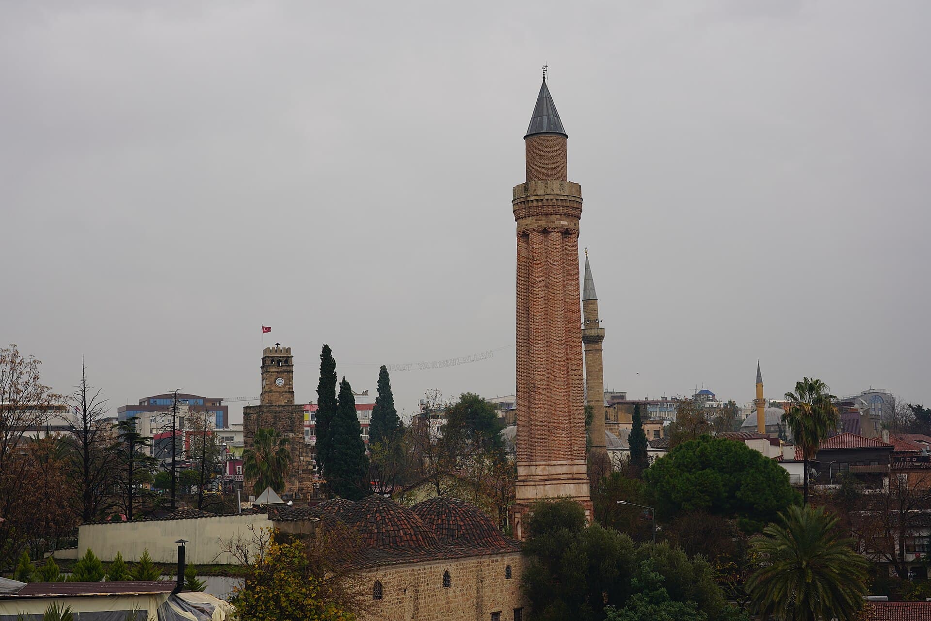 مسجد يفلي منارة، أنطاليا