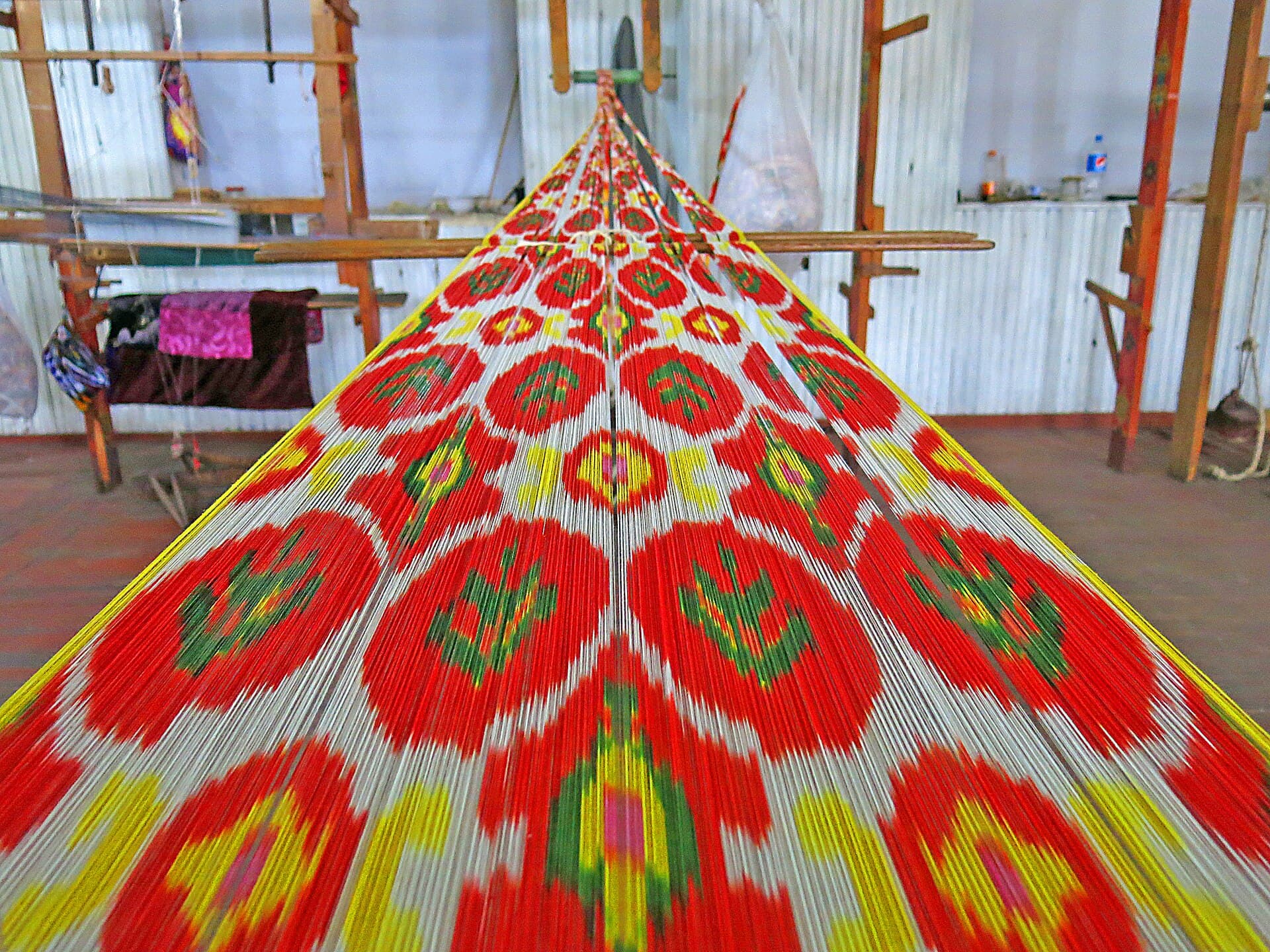 Yodgorlik Silk Factory
