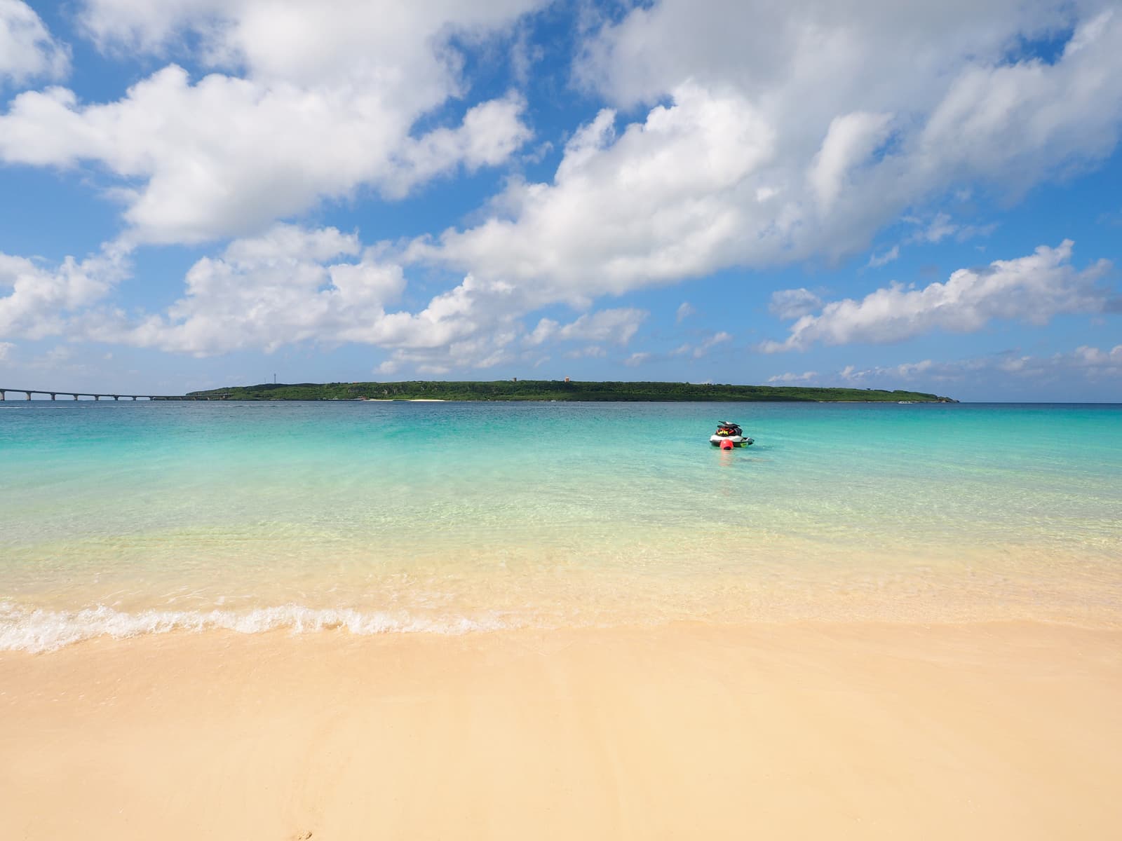 Yonaha Maehama Beach