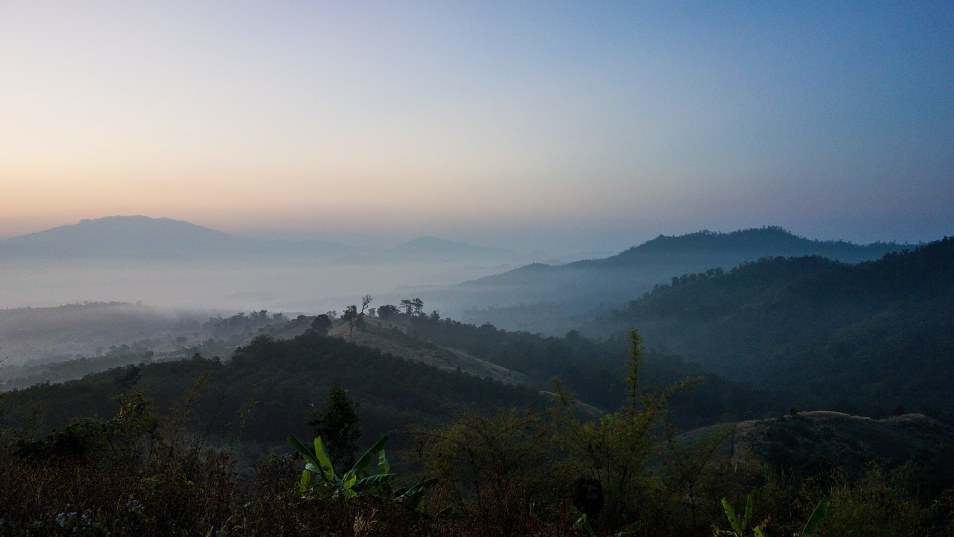 Yun Lai Viewpoint and Santichon Village, Pai