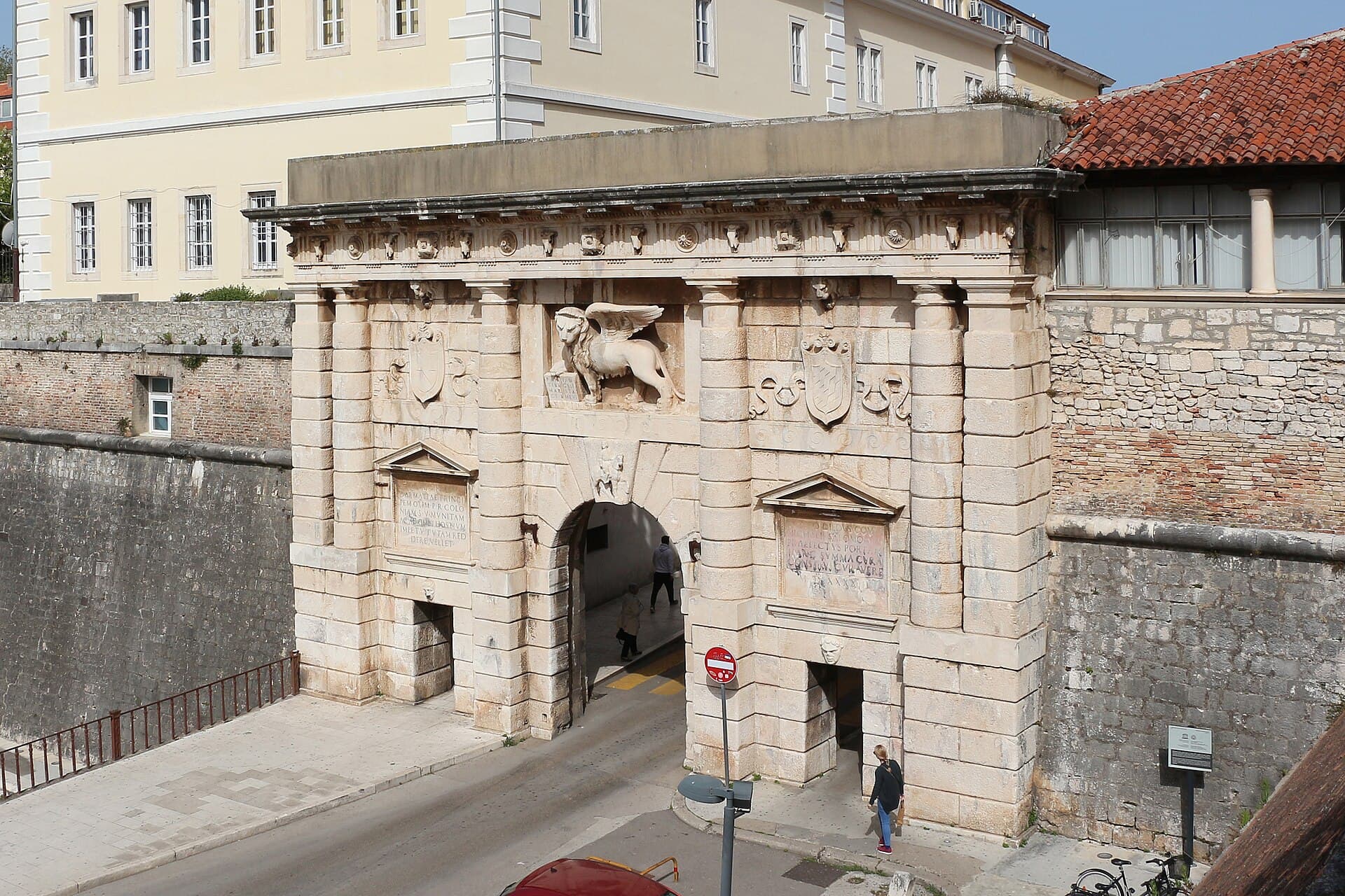 The 1543 Land Gate with its arches and the lion of St Mark