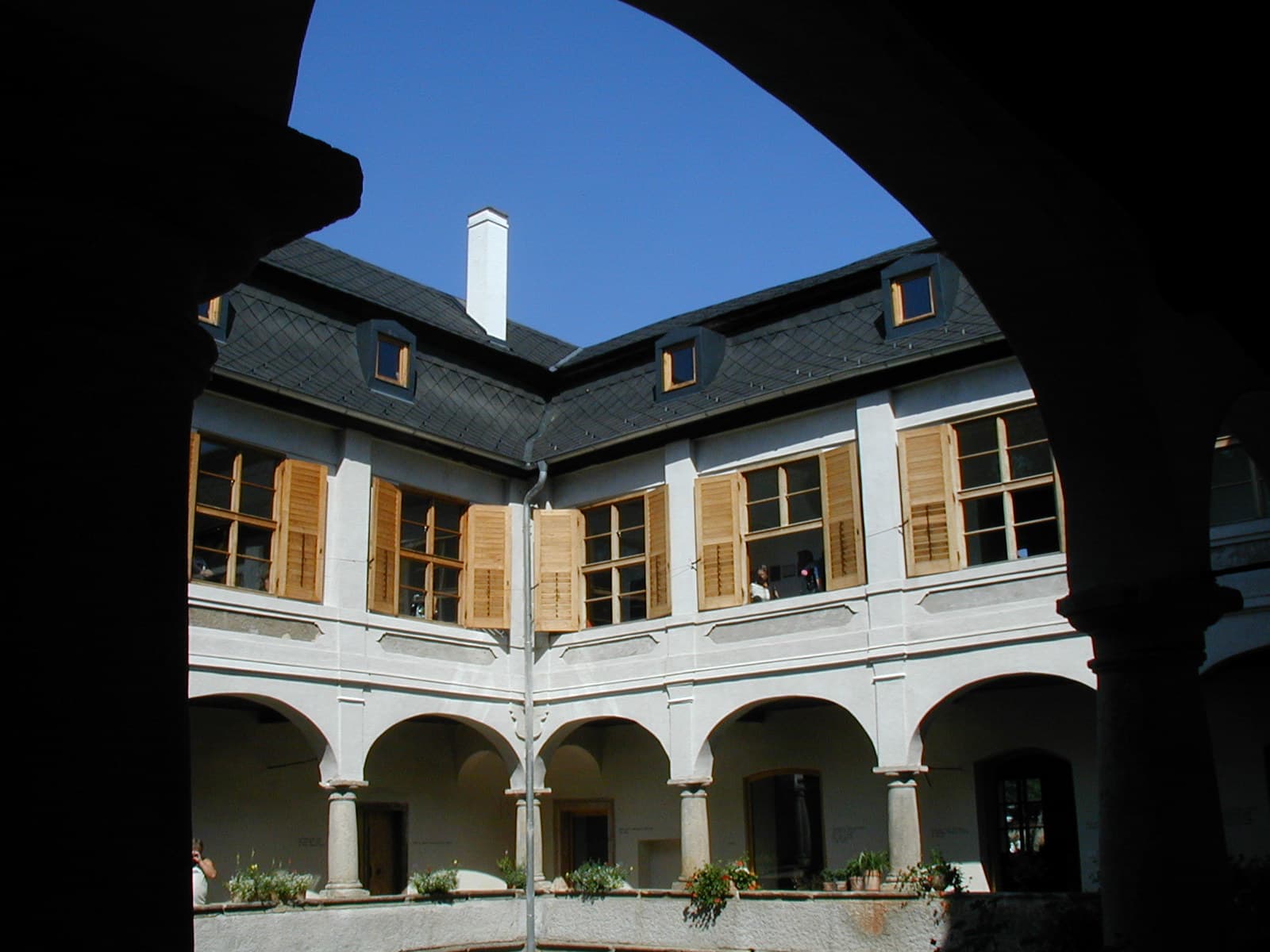 Třebešice Chateau, Třebešice