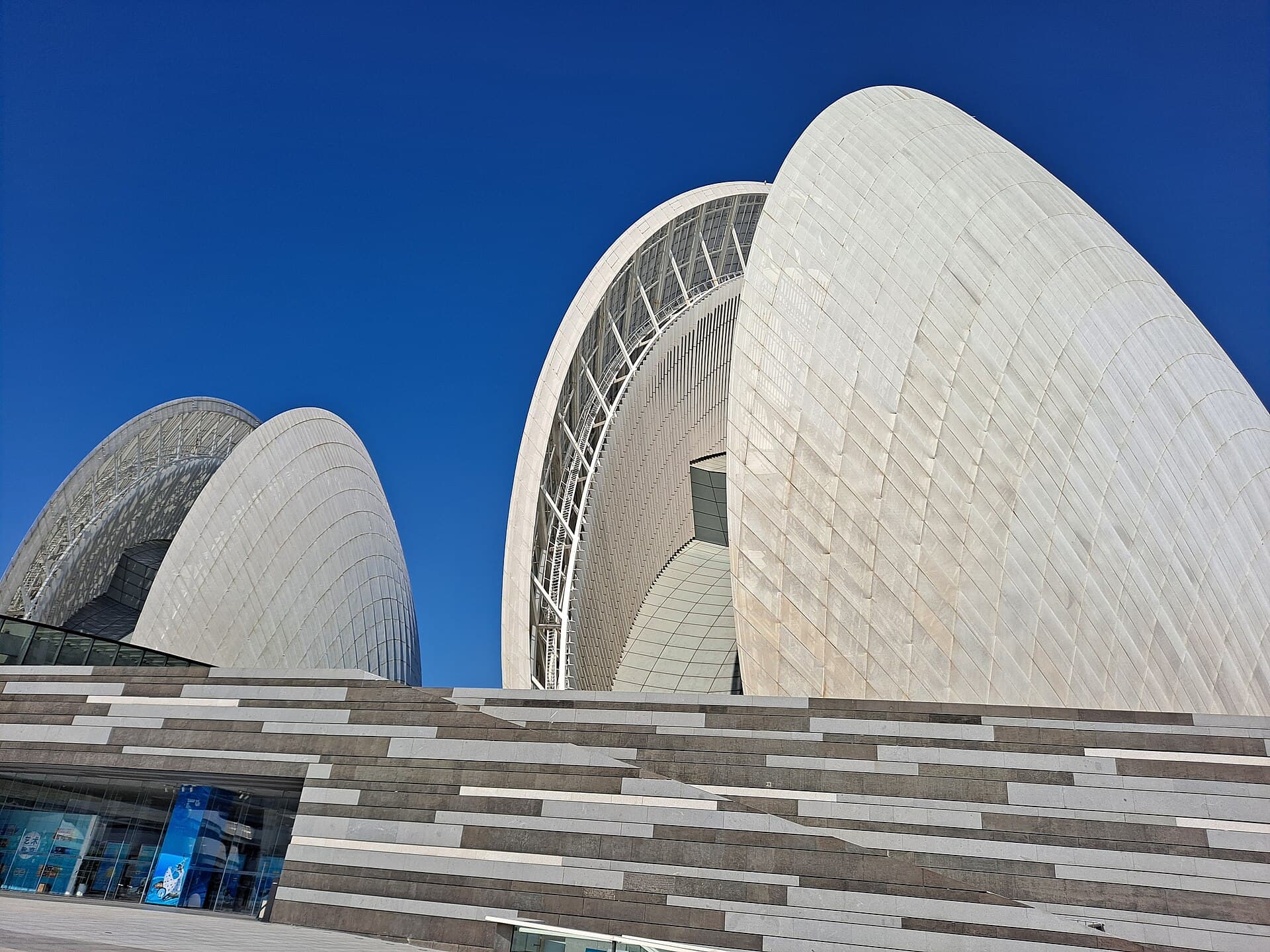 Zhuhai Grand Theatre and Yeli Island