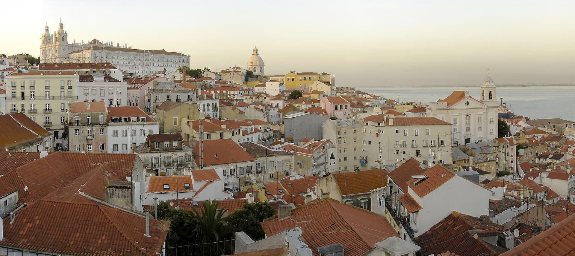 Alfama & its Miradouros