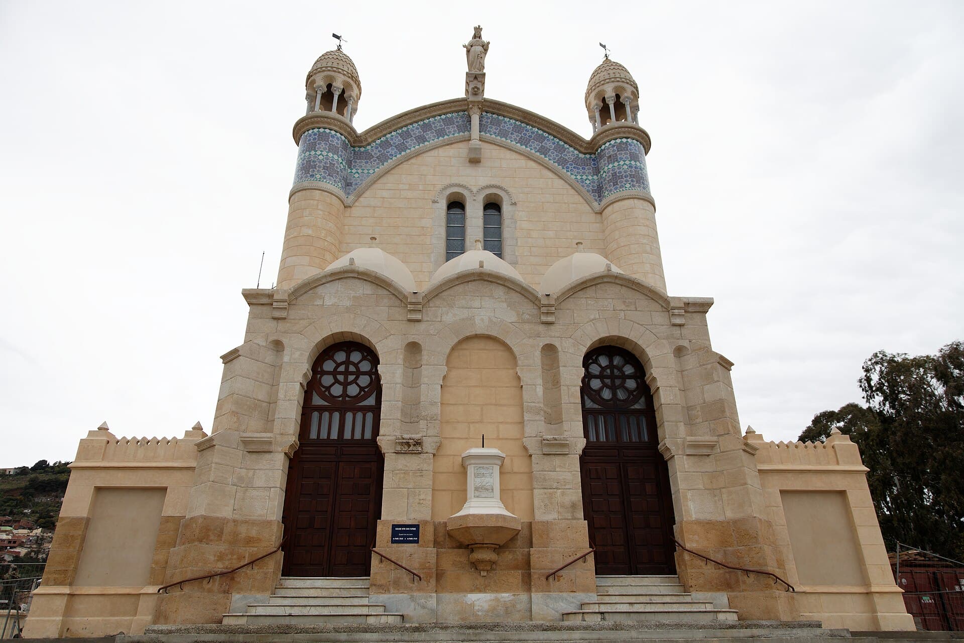 كنيسة السيدة الأفريقية
