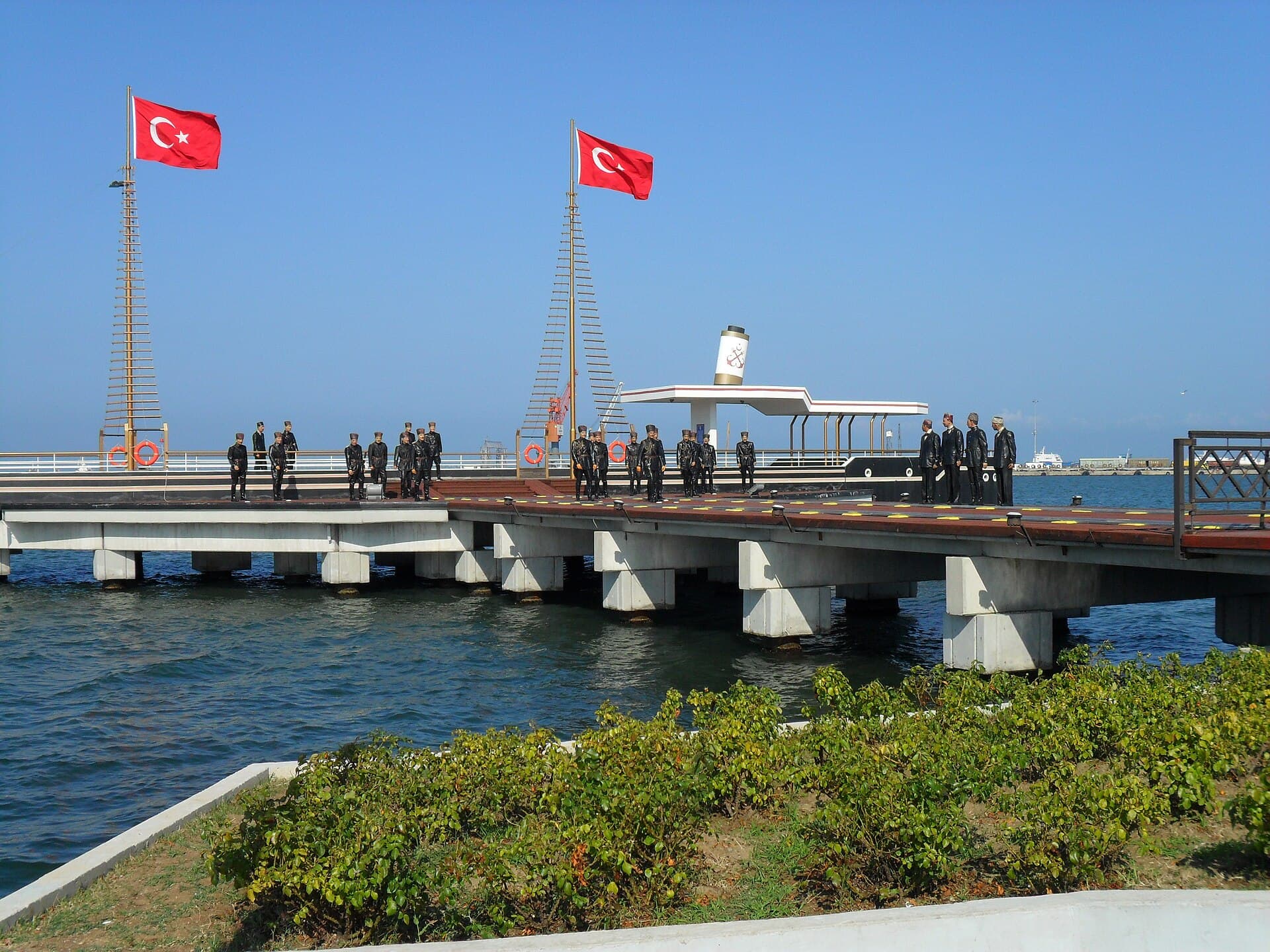 Tobacco Pier